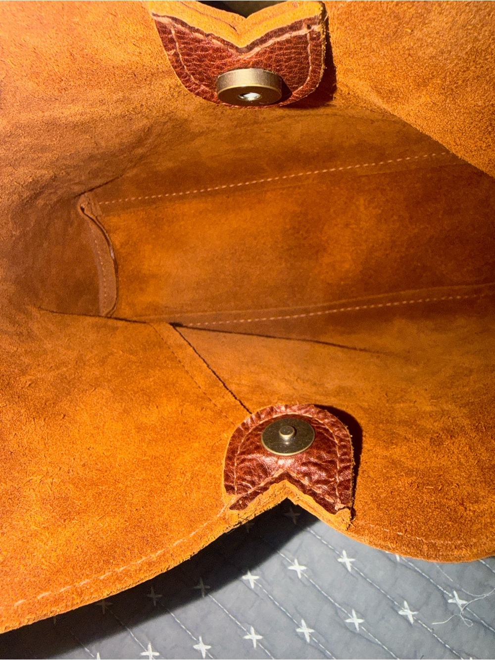 Portland Leather Saddle-Style Brown Shoulder Bag - Picture 4 of 8